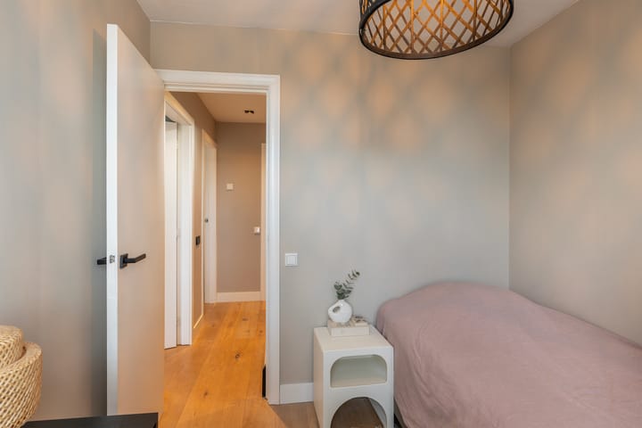 Photo 31 of Floreslaan 130