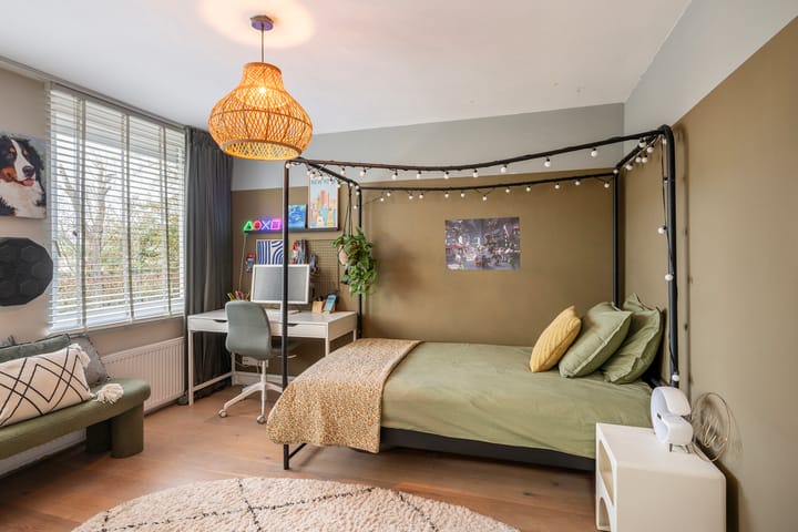 Photo 32 of Floreslaan 130