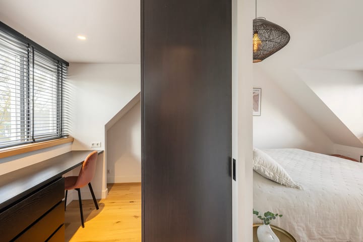 Photo 43 of Floreslaan 130