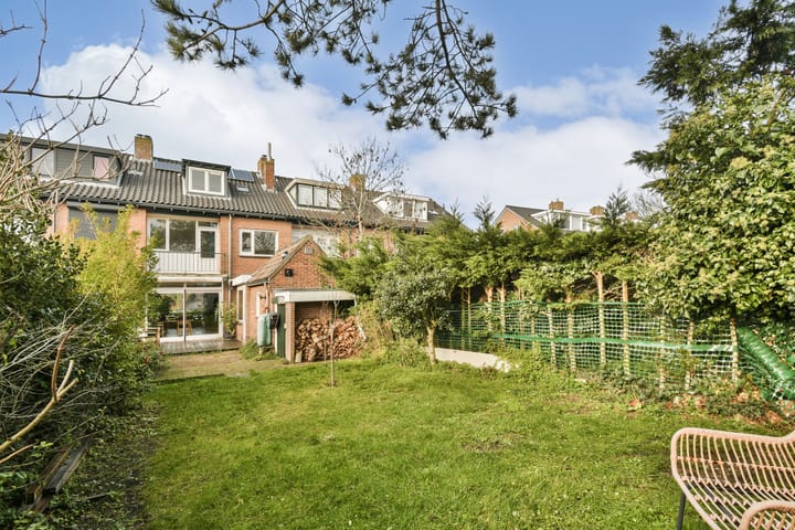 Photo 2 of Patrijzenstraat 4