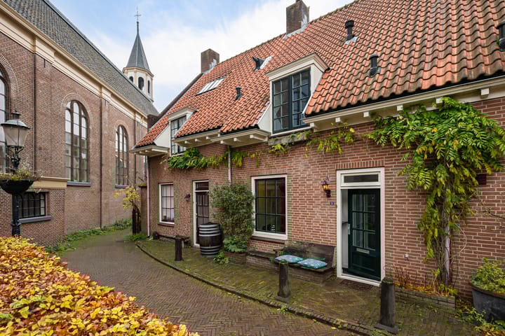 Kromme Elleboogsteeg 11