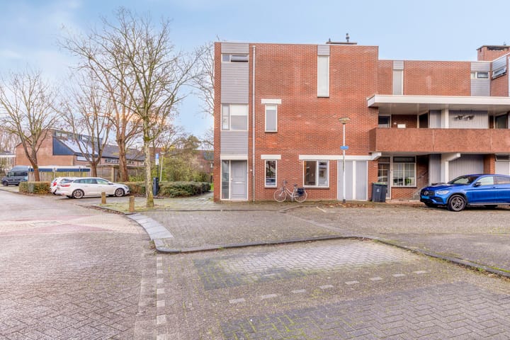 Foto 2 van Azalea 66