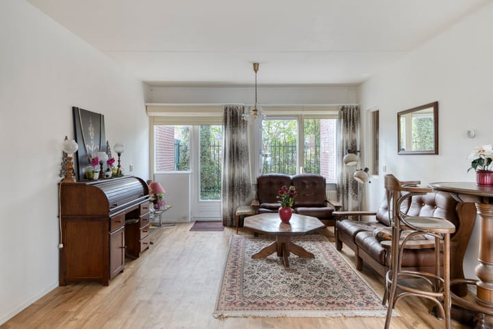 Foto 7 van Azalea 66