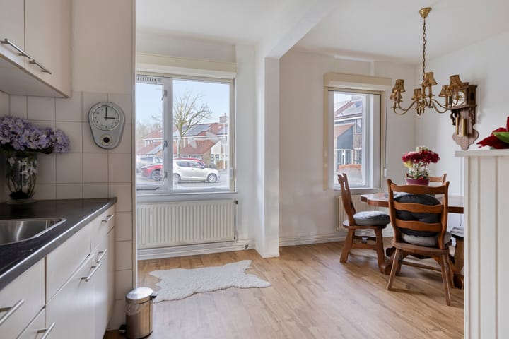 Foto 12 van Azalea 66