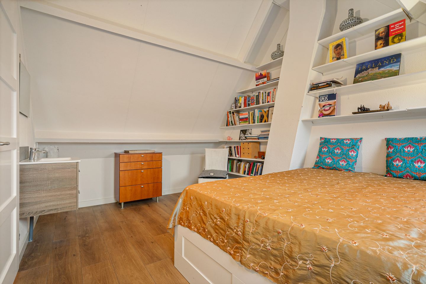 Foto 29 van Kromme Elleboogsteeg 11