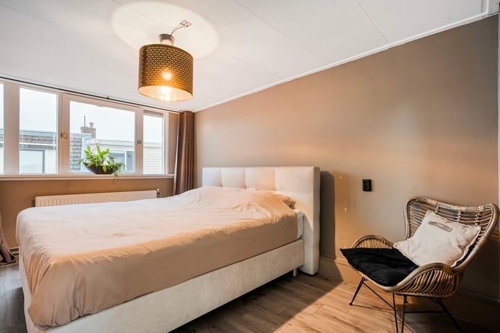 Photo 3 of Middenstraat 6