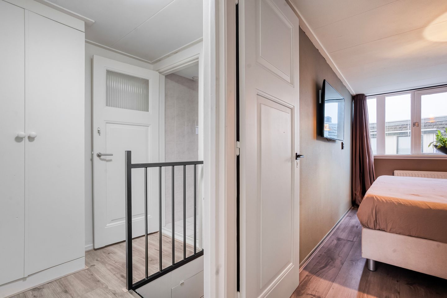 Foto 14 van Middenstraat 6