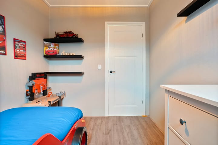 Photo 19 of Middenstraat 6