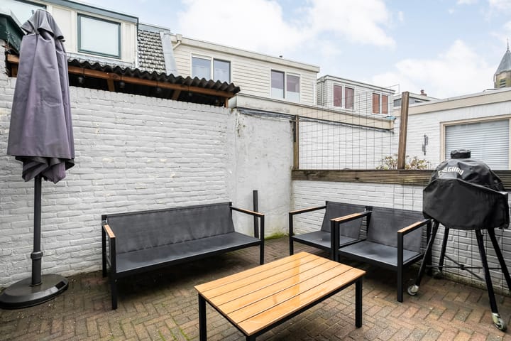 Photo 24 of Middenstraat 6