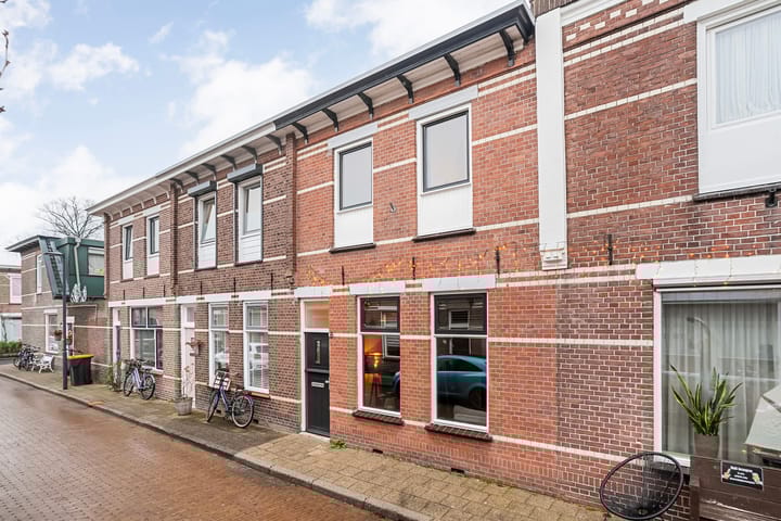 Photo 26 of Middenstraat 6