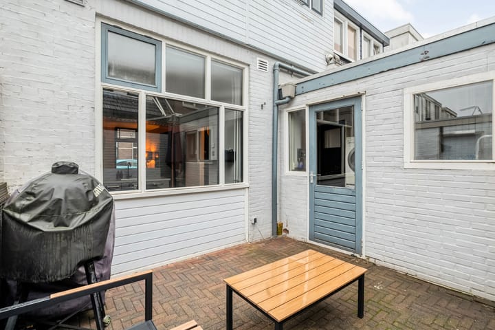 Photo 25 of Middenstraat 6