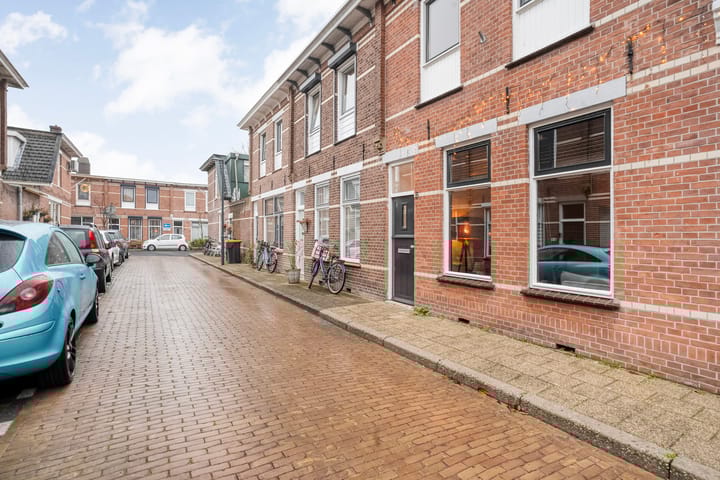 Photo 27 of Middenstraat 6