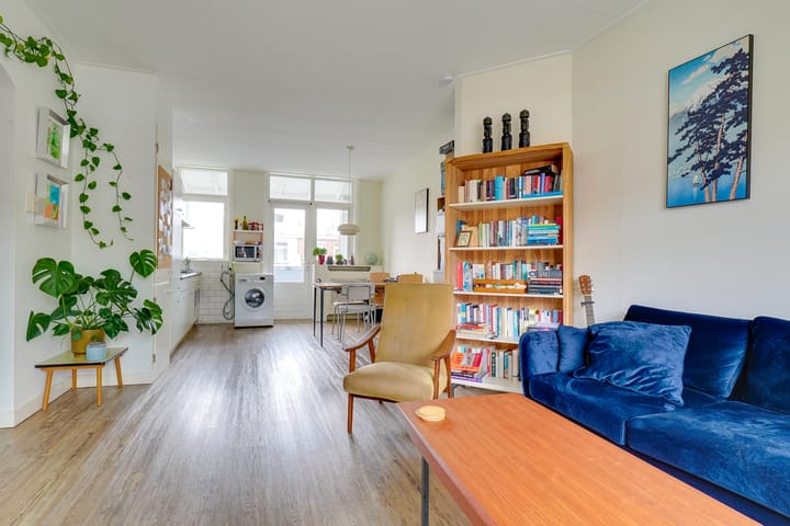 Photo 5 of Johannes Uitenbogaertstraat 50-BS