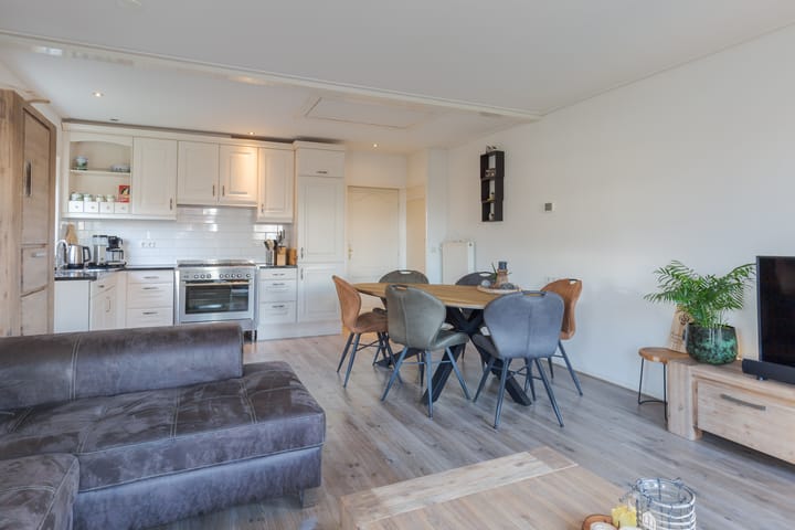 Photo 8 of Kerkeweg 55