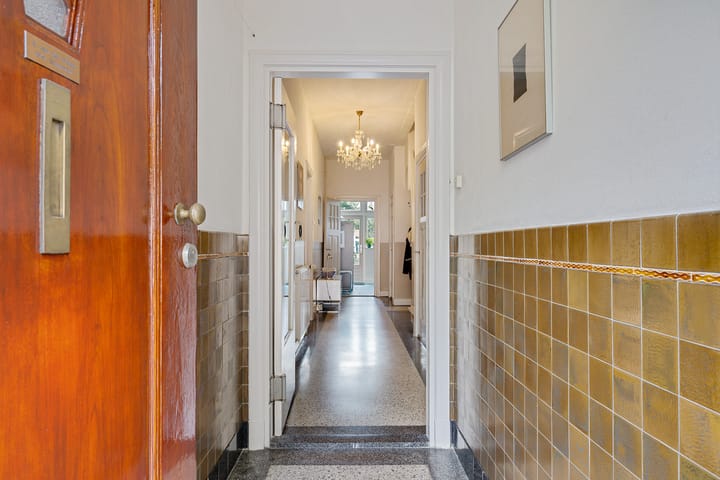 Photo 13 of Nassaulaan 54