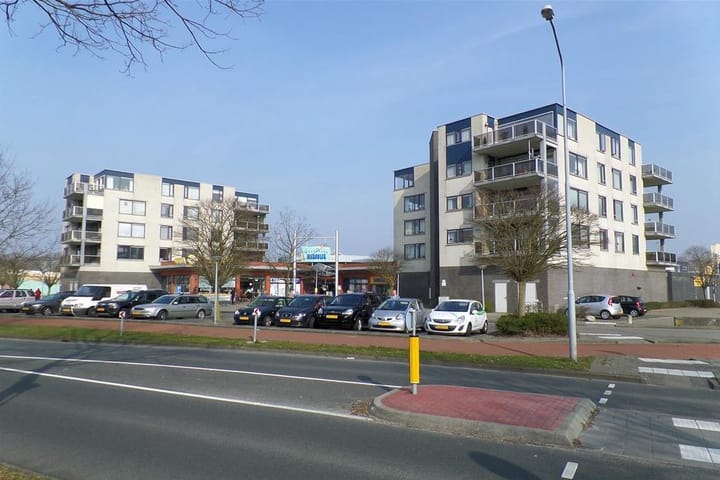 Photo 2 of Kleuvenstee 88