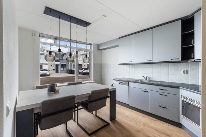 Foto 10 van Mahonie 220