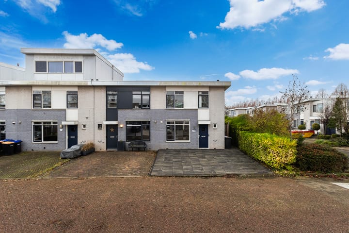 Foto 1 van Mahonie 220