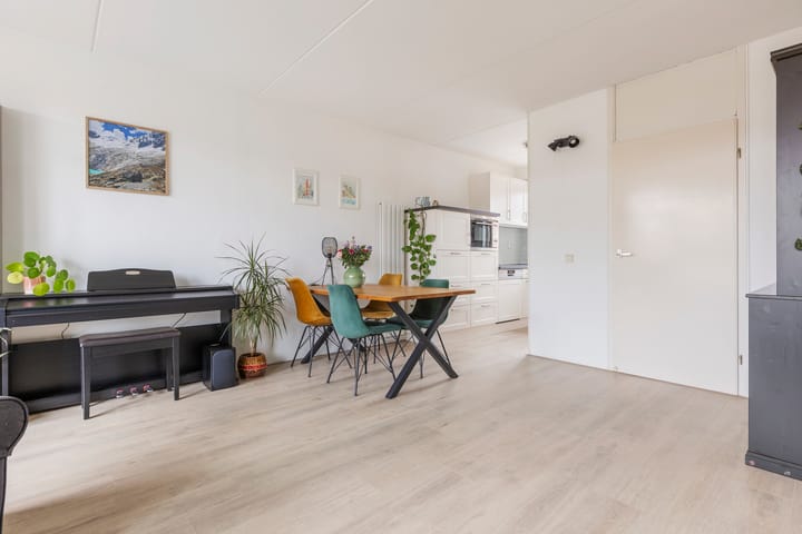 Photo 16 of Rubensstraat 79