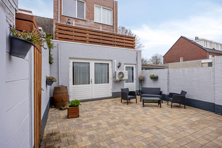 Foto 14 van Rooseveltplein 69