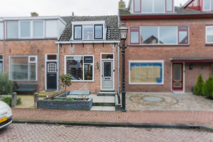 Lieve Vrouwegracht 9