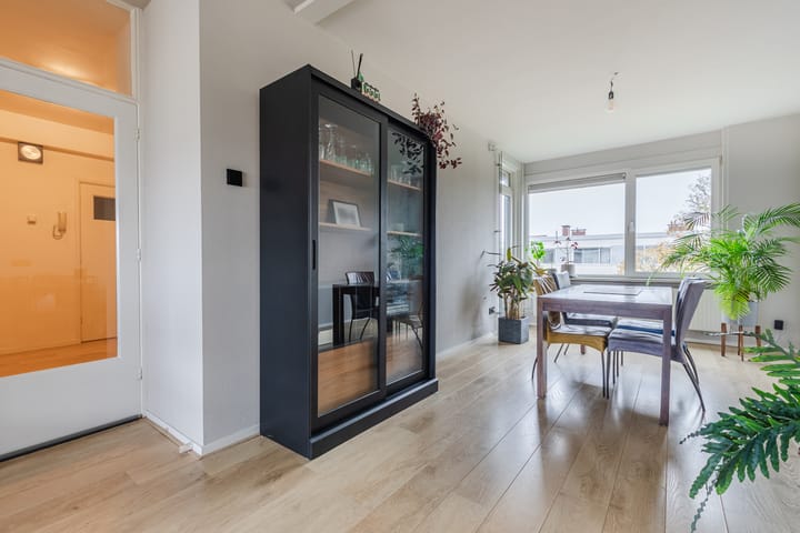 Foto 7 van Professor van der Veldenstraat 11