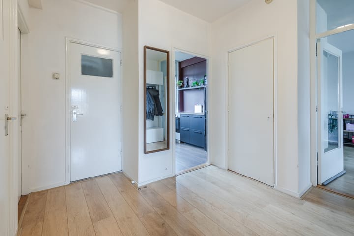 Foto 13 van Professor van der Veldenstraat 11