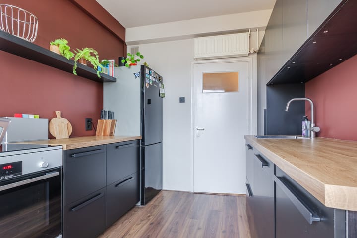 Foto 19 van Professor van der Veldenstraat 11