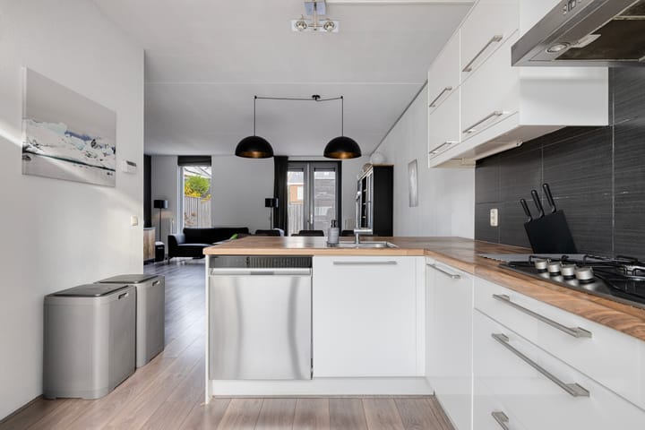 Foto 12 van Dasstraat 8