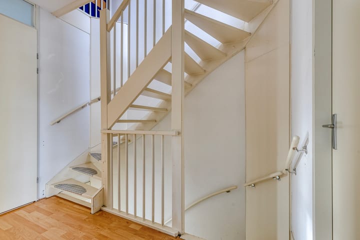 Foto 15 van Dasstraat 8