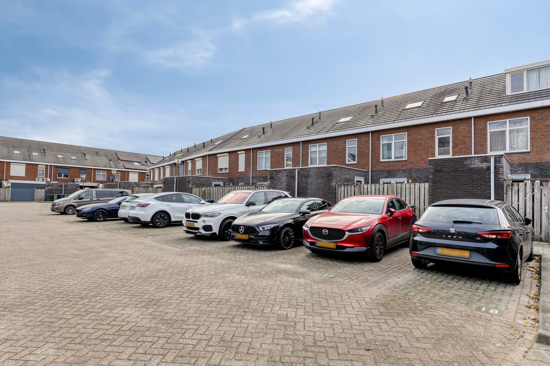 Photo 31 of Dasstraat 8