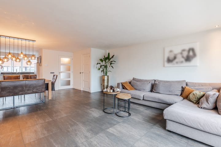 Photo 10 of State 12