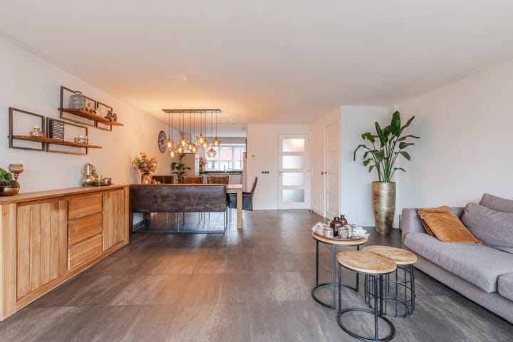 Photo 11 of State 12