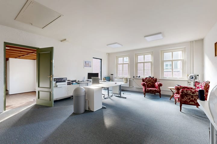 Foto 32 van Westvoorstraat 1