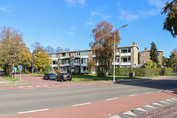 Photo 2 of Leeuwarderkade 39