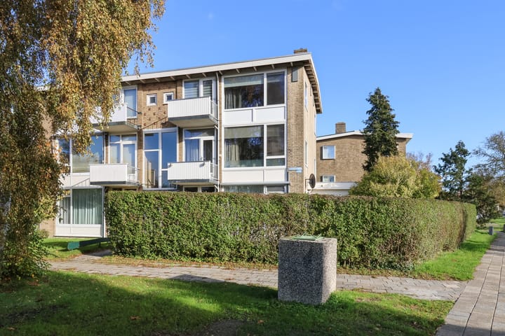 Photo 3 of Leeuwarderkade 39