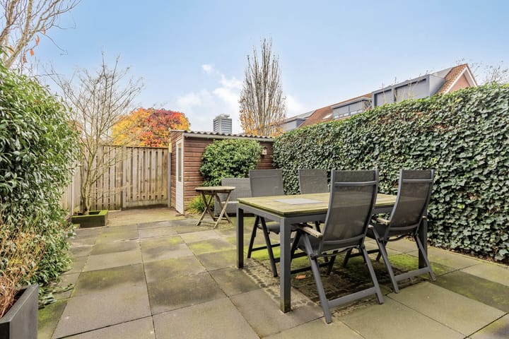 Foto 10 van Hélène Swarthstraat 8