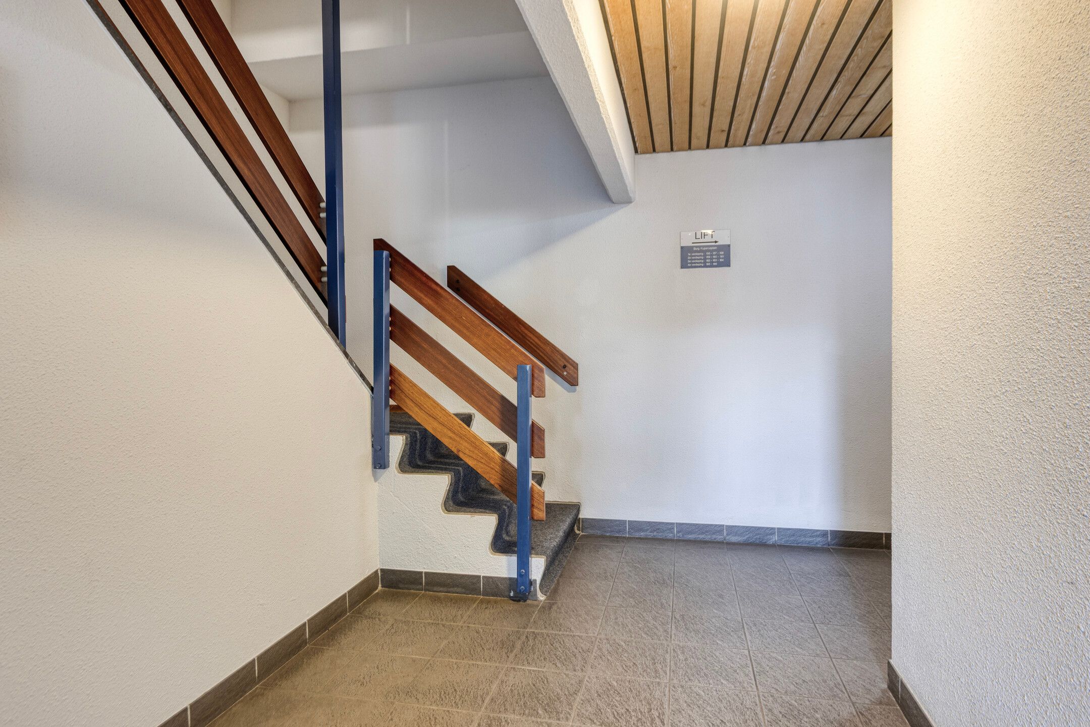 Foto 6 van Burgemeester Kuperusplein 173