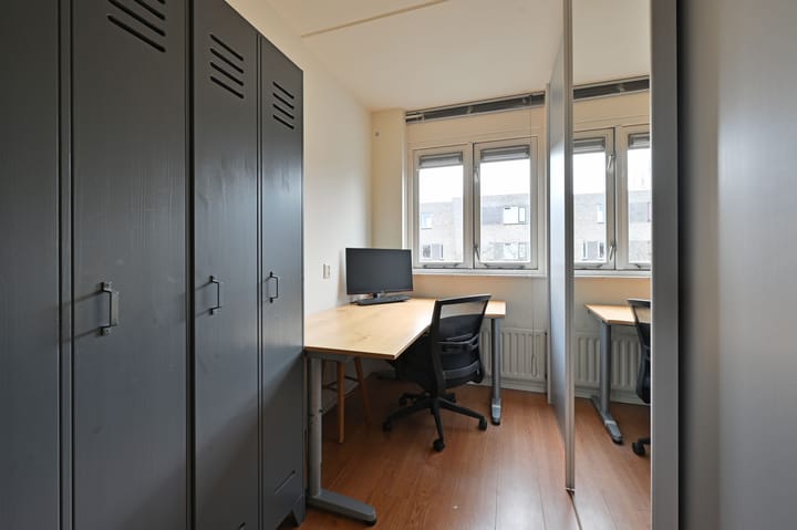 Photo 13 of Corridor 81