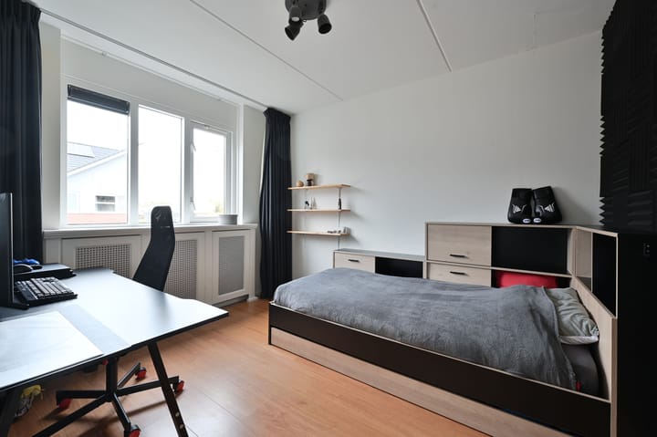 Photo 14 of Corridor 81