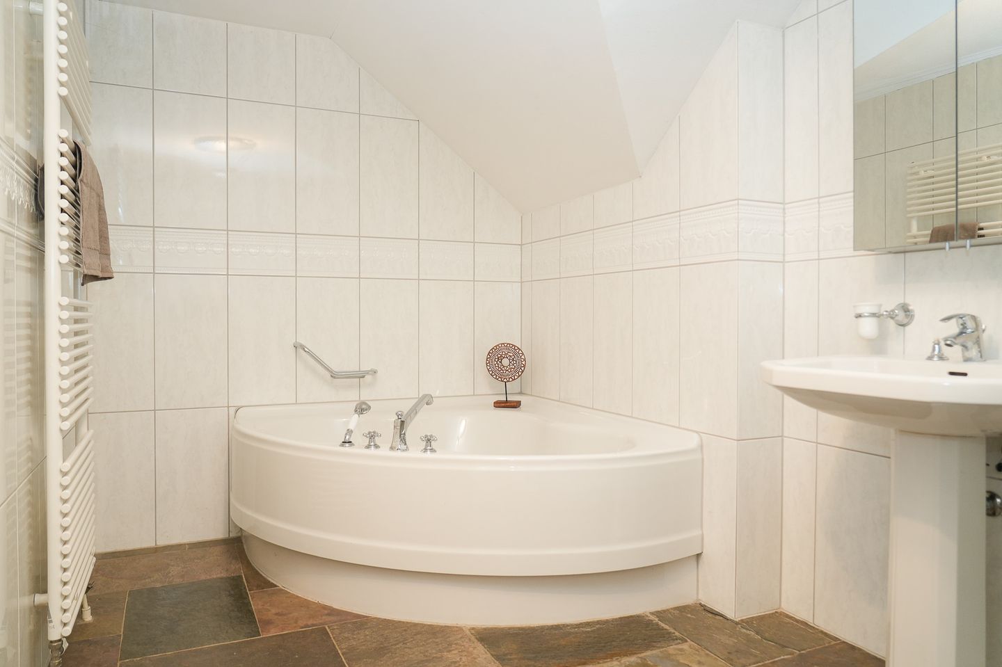 Foto 35 van Brugweg 106-B