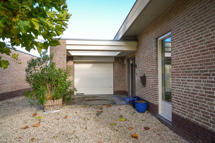 Foto 45 van Brugweg 106-B