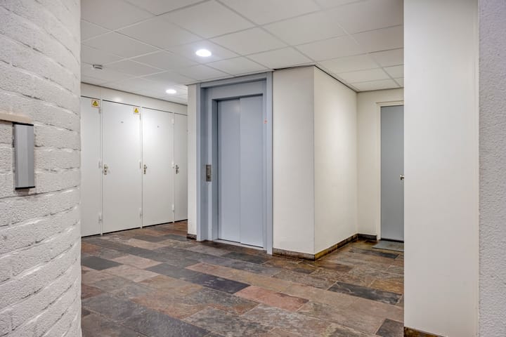 Photo 3 of Stellalunet 12-B