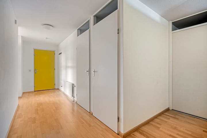 Photo 4 of Stellalunet 12-B