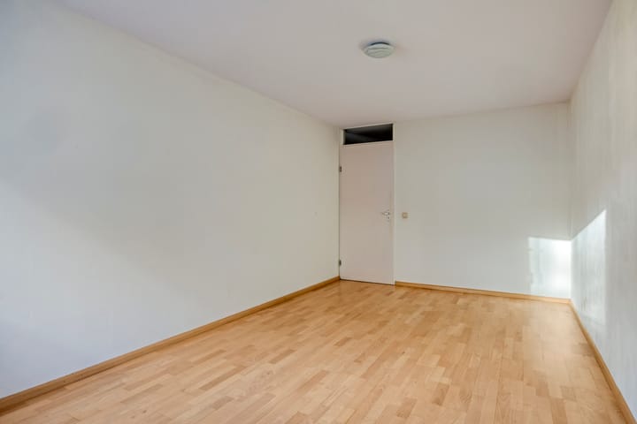 Photo 15 of Stellalunet 12-B