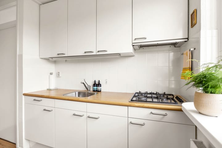 Foto 15 van Westergast 27