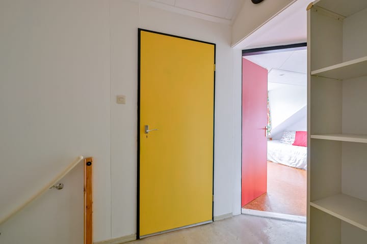 Photo 29 of Pieter Wariuslaan 11