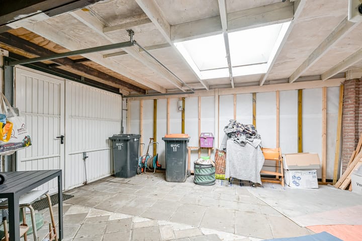 Photo 39 of Pieter Wariuslaan 11