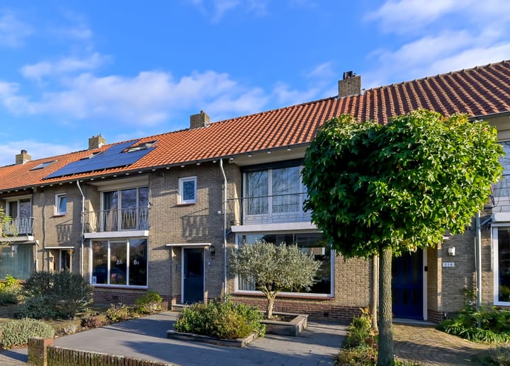 Photo 1 of Hogeweg 116