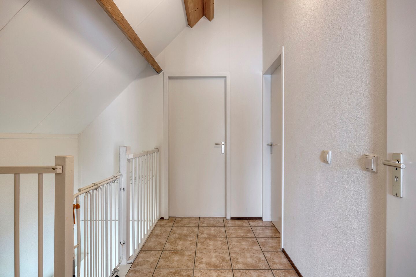 Foto 14 van Binnendijk 2-077